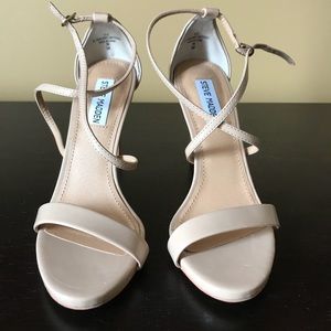Steve Madden Nude strappy heel